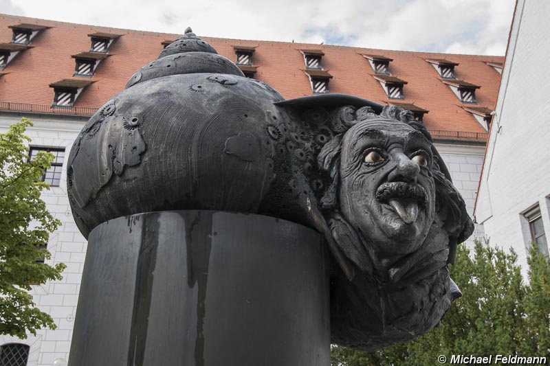 Einstein-Brunnen in Ulm